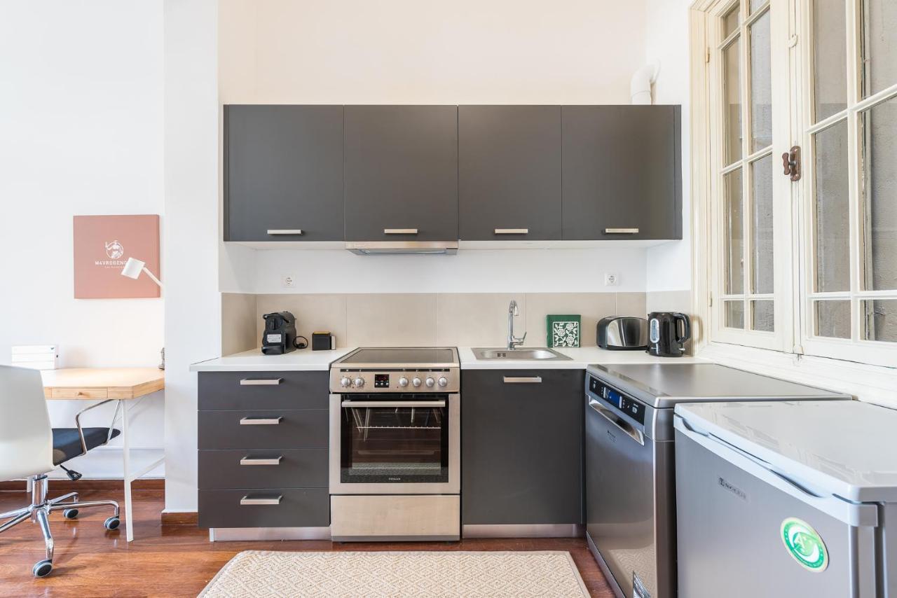 Mavrogenous - The Mansion Apartment Athens Ngoại thất bức ảnh
