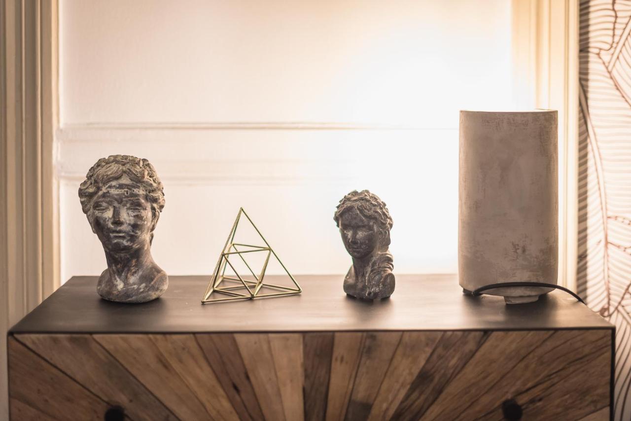 Mavrogenous - The Mansion Apartment Athens Ngoại thất bức ảnh